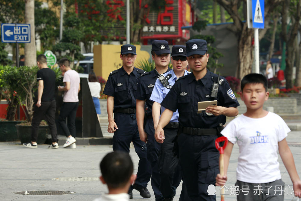 深圳警察