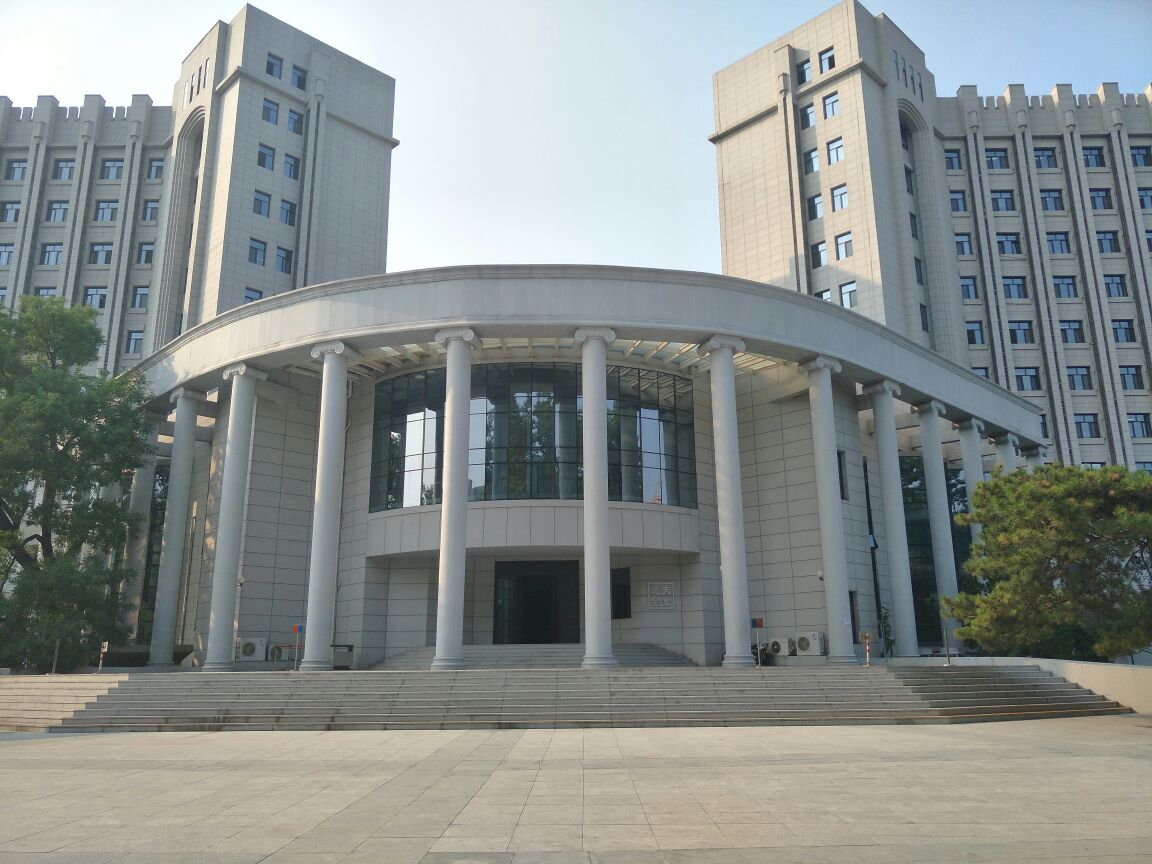 北京人民大学